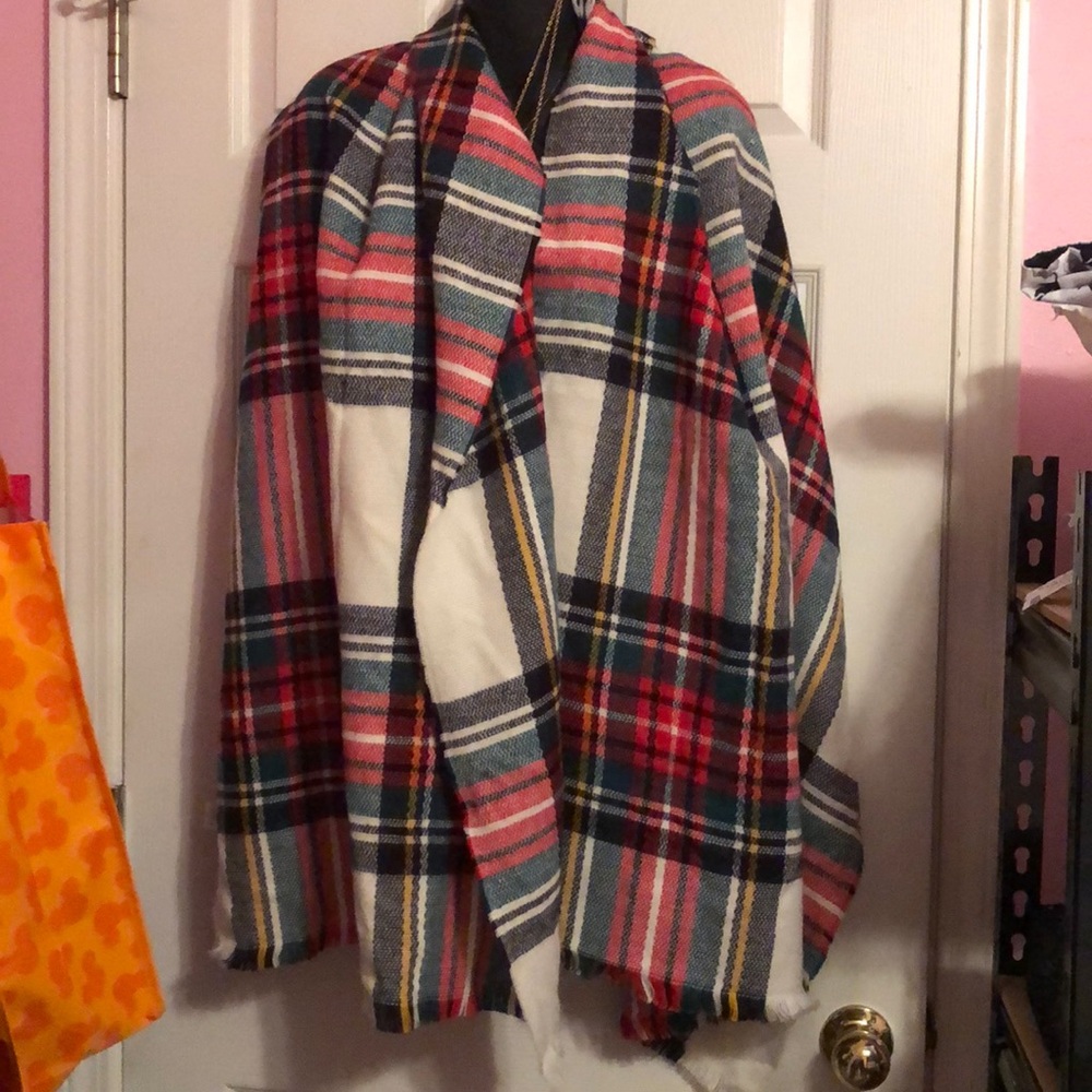 Shawl/scarf/wrap